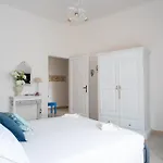 Petite Maison